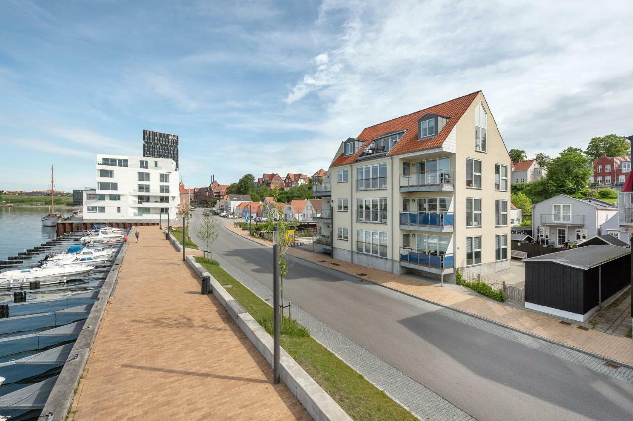 Luxury City Center Harbour Apartment 2 Bedroom Sonderborg Exterior photo